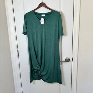NWT Locryz T-Shirt Dress Twist V-Neck Women’s Large Green Swimsuit Cover-up Soft